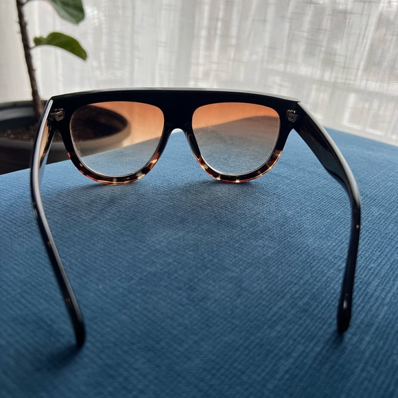 Limited edition 2020 SEE sunglasses - Picture 2 of 6